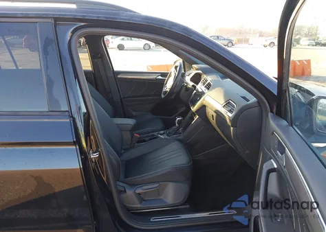 2024 Volkswagen Tiguan 2.0T Se R-Line Black z USA, uszkodzony, nr VIN 3VV8B7AX2RM040769